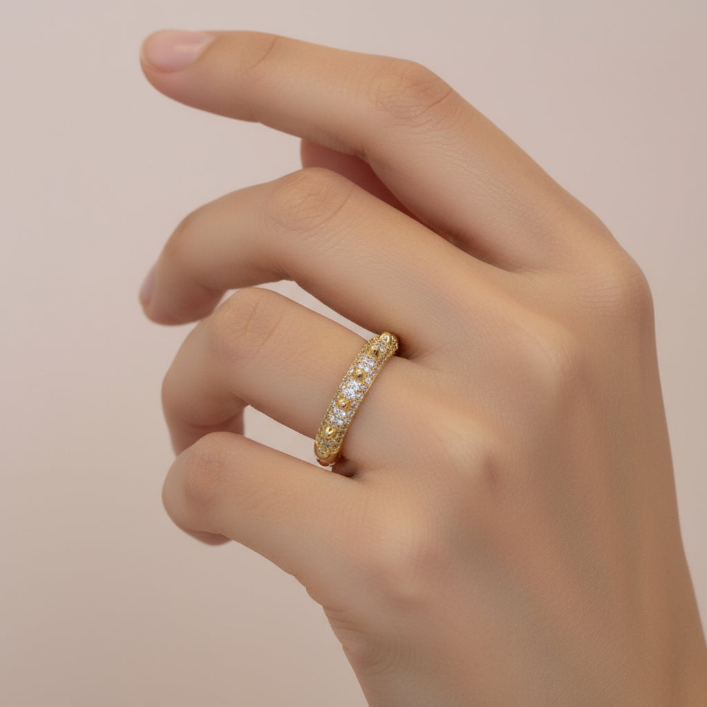 Altın dokulu zirkon taşlı ayarlanabilir eternity yüzük