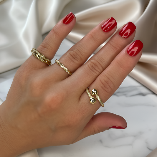 Golden Twisted Yüzükler