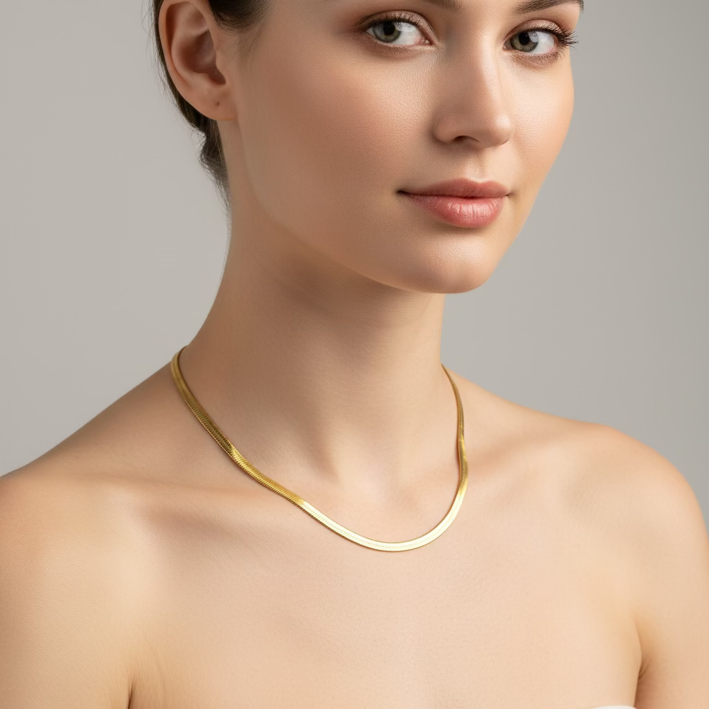 İtalyan Model Gold Yassı Zincir Kolye – SAVAYA zarif takı koleksiyonu